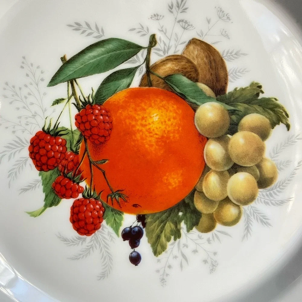 Schwarzenhammer Bavaria porcelain fruit plate with pierced gilded rim VINTAGE